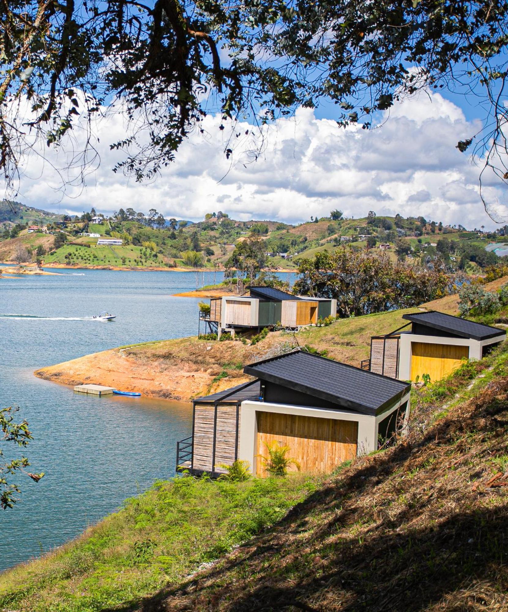 La Pausa Hotelbistro Guatape Bagian luar foto