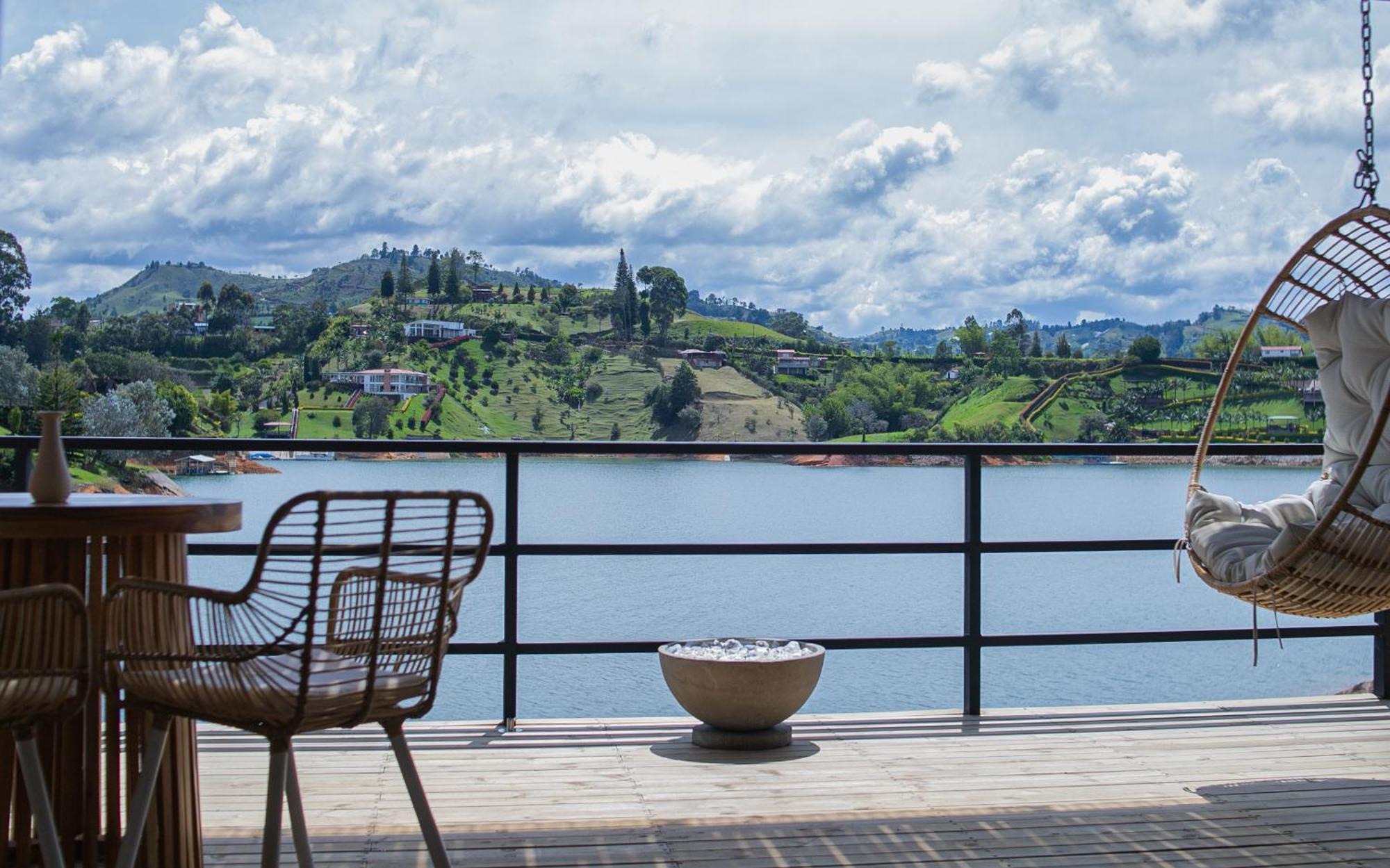 La Pausa Hotelbistro Guatape Bagian luar foto