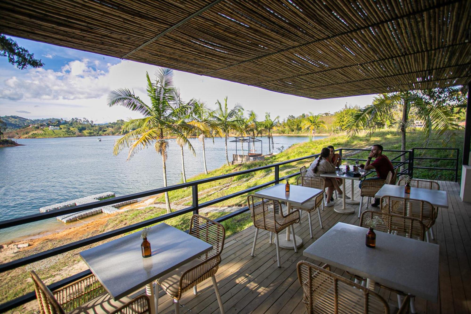 La Pausa Hotelbistro Guatape Bagian luar foto