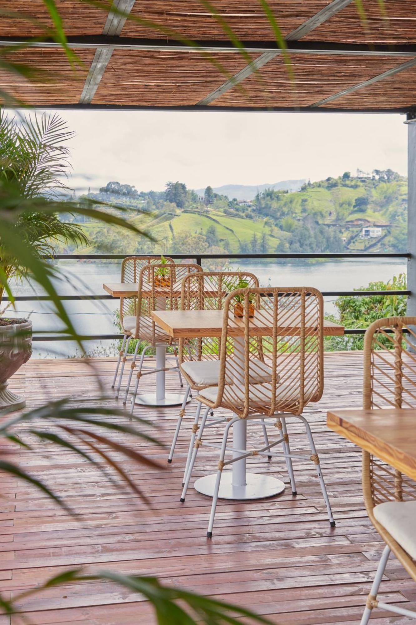 La Pausa Hotelbistro Guatape Bagian luar foto